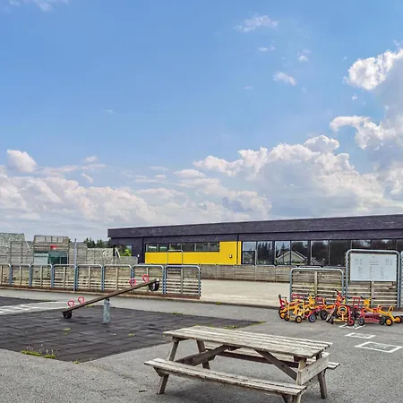 3 Bedroom Gorgeous In *