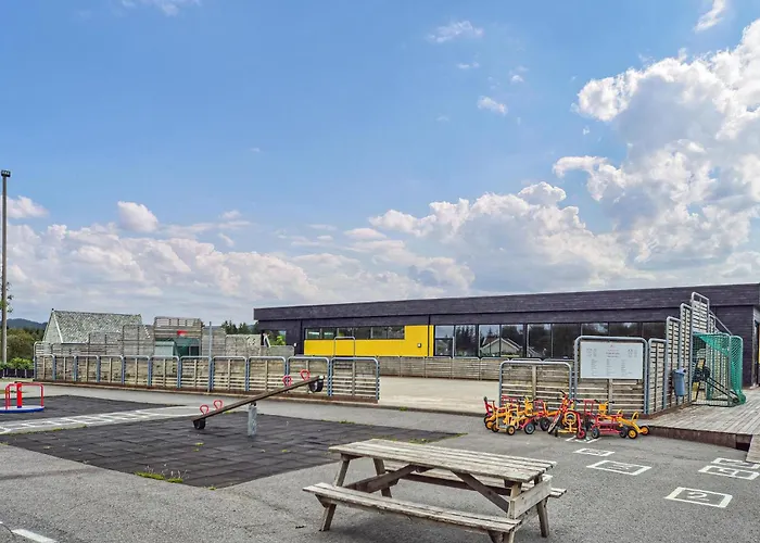 3 Bedroom Gorgeous In *