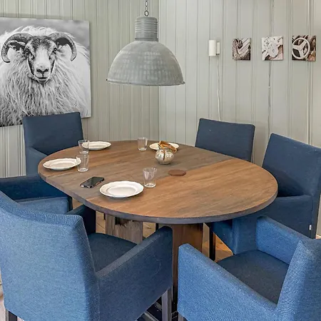 3 Bedroom Gorgeous In * Kolbeinsvik